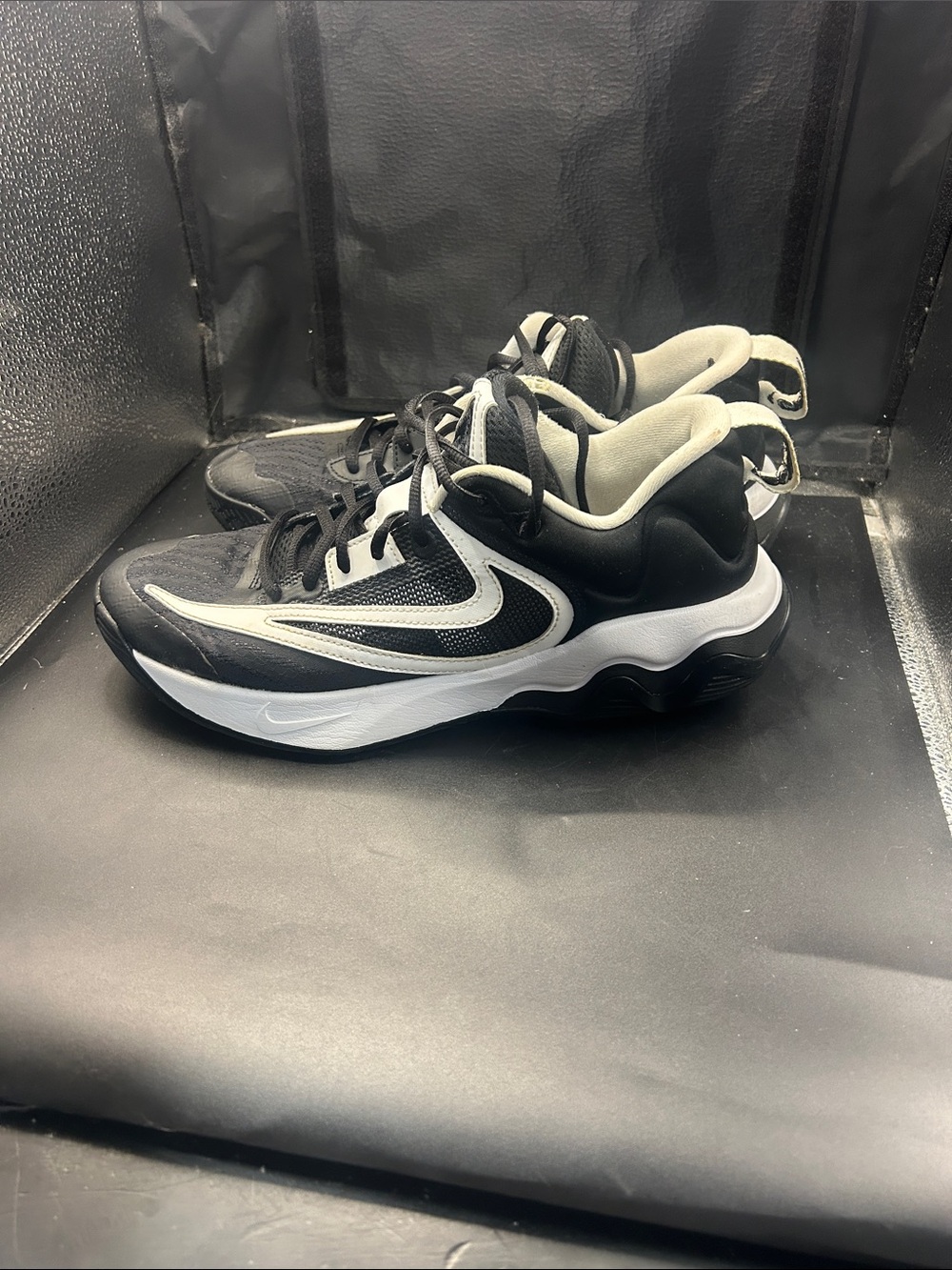 Nike Black and White Men’s Athletic Sneakers